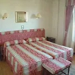 Angeles Hotel Guarnizo