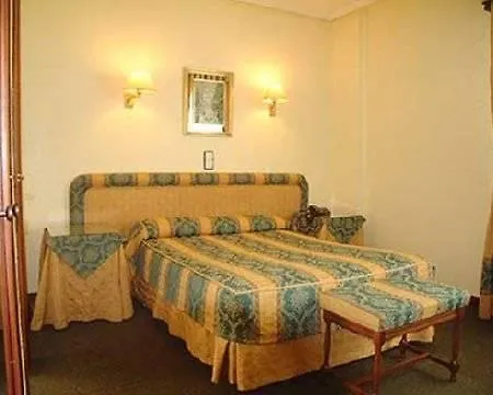 Angeles Hotell Guarnizo
