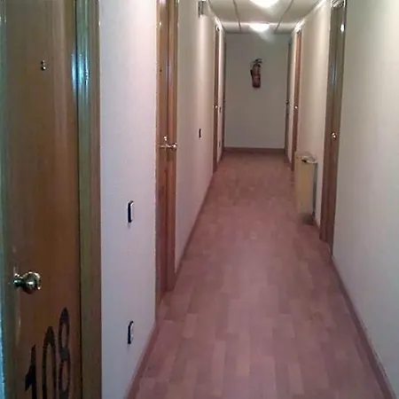 Angeles Hotel 3*