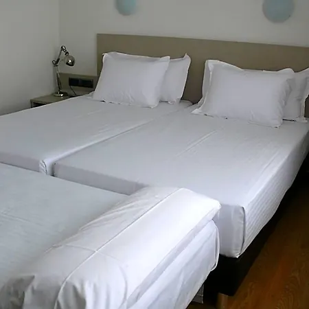 Angeles Hotel 3*