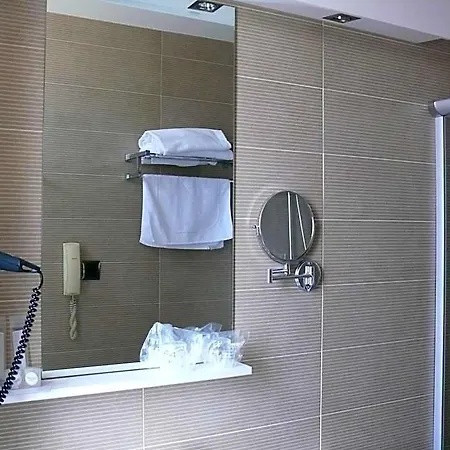 Angeles Hotel 3*