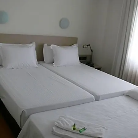 Angeles Hotel
