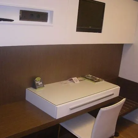 Angeles Hotell 3*