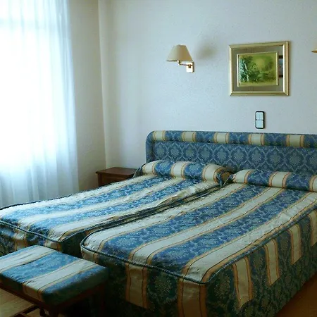 Angeles 3*