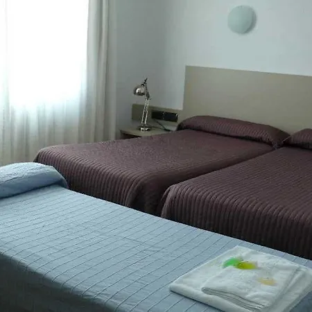 Hotell Angeles 3*