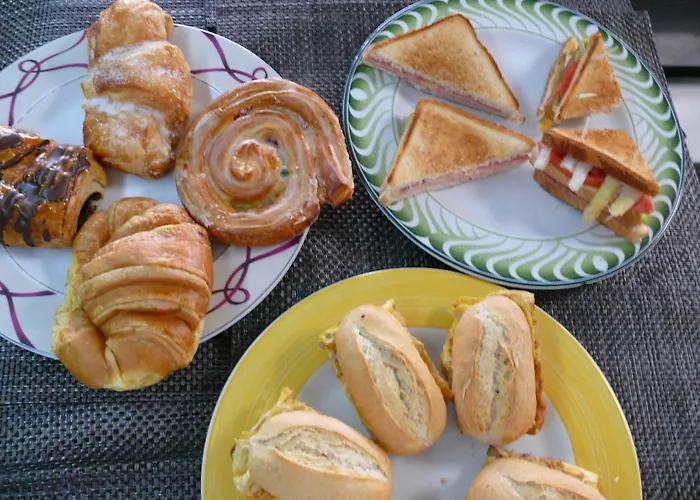 Angeles Hotel Guarnizo