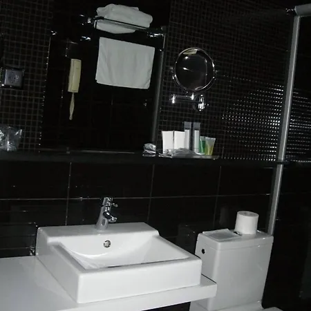 Angeles Hotel Guarnizo