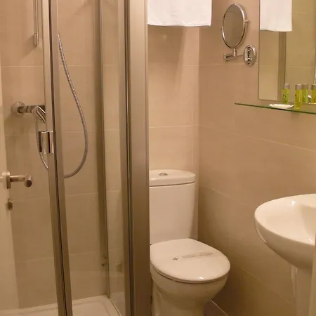 Angeles Hotel 3*